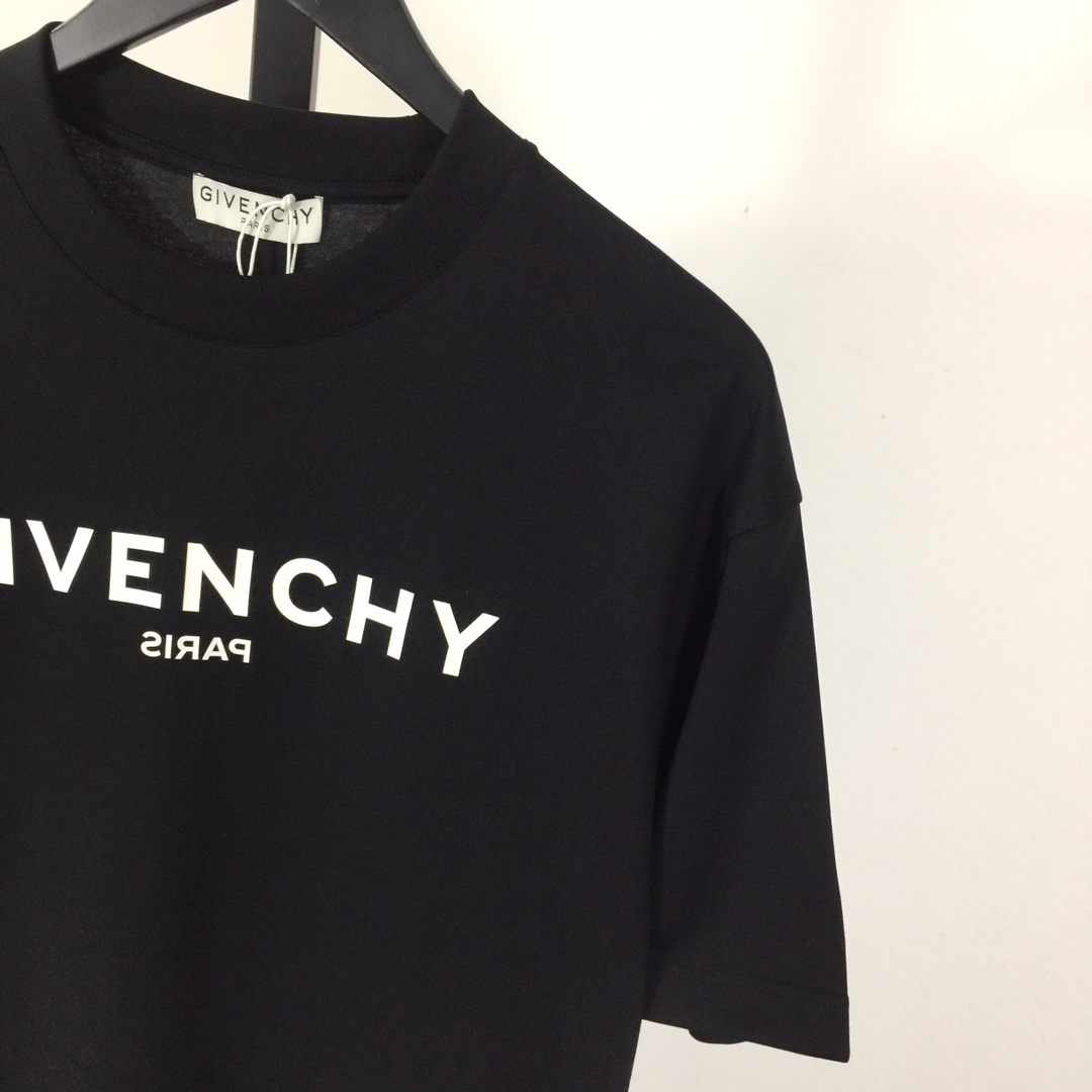 Givenchy Cotton T-shirt - DopestKickz