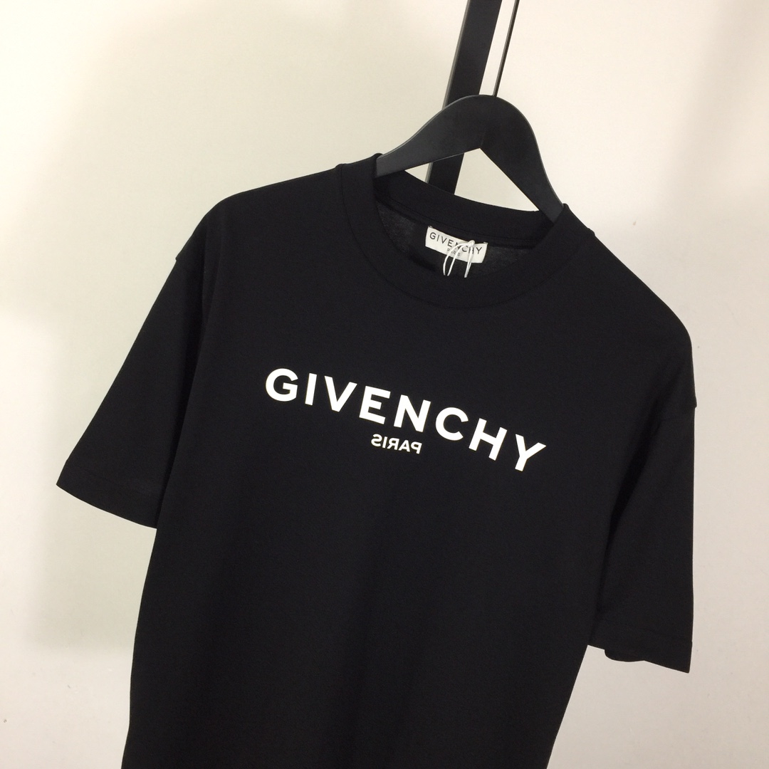 Givenchy Cotton T-shirt - DopestKickz