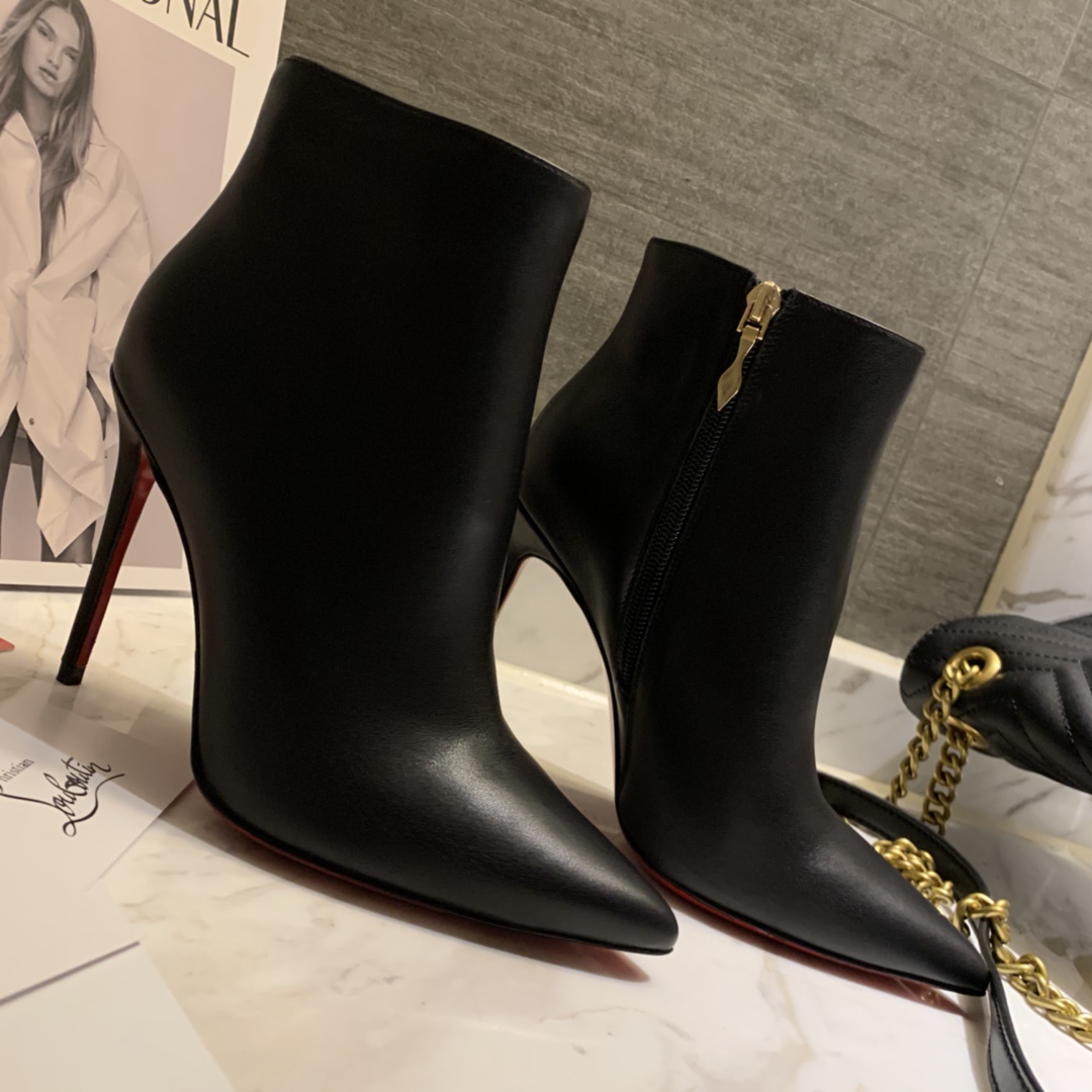 Christian Louboutin Sporty Kate Booty 100mm - DopestKickz