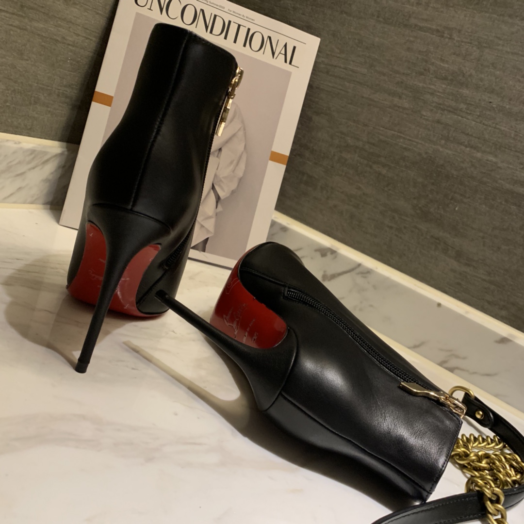 Christian Louboutin Sporty Kate Booty 100mm - DopestKickz