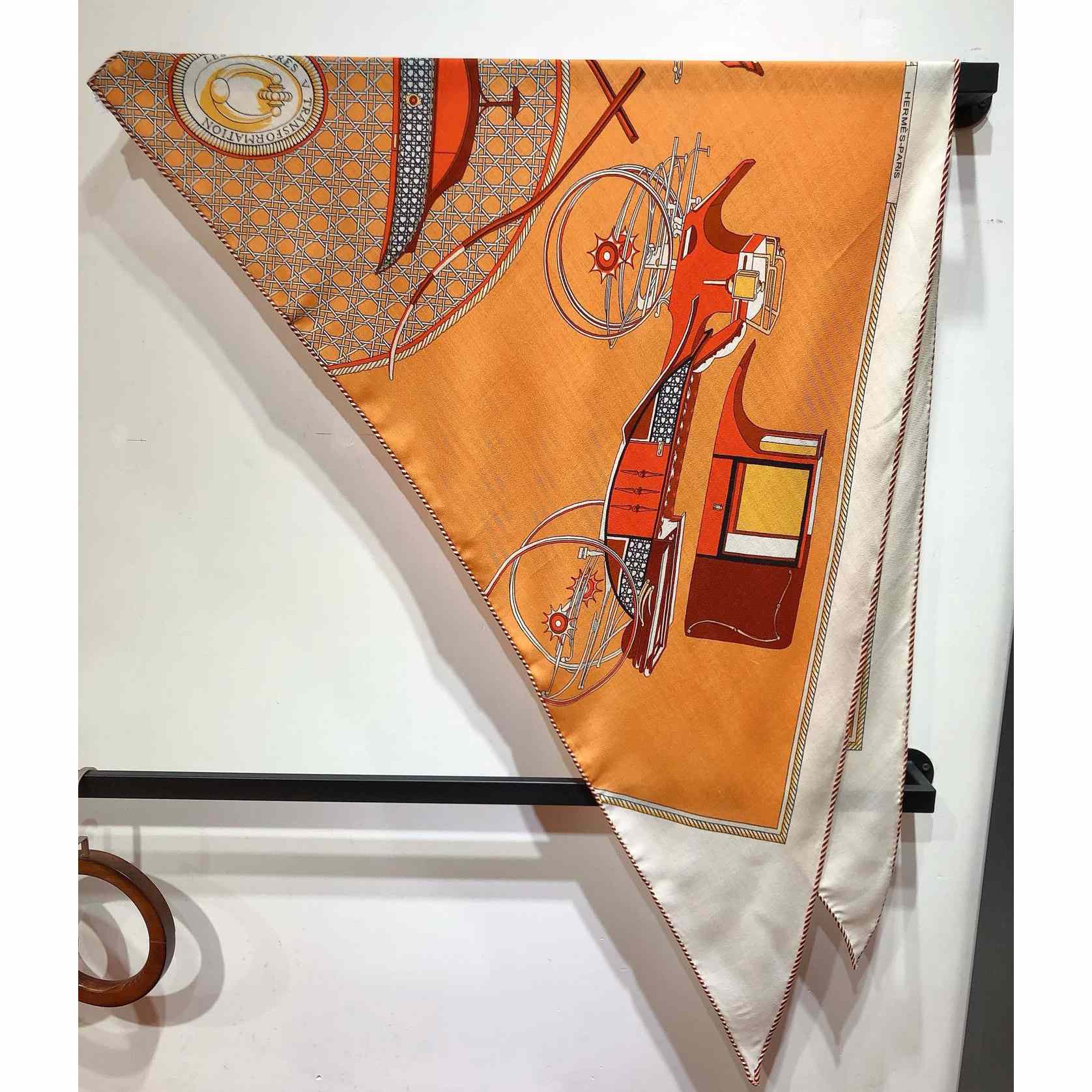 Hermes Giant Triangle - DopestKickz