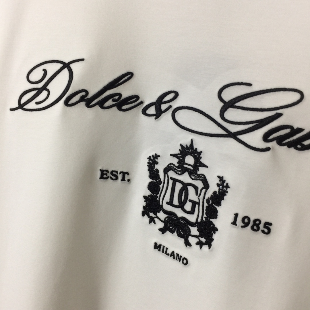 Dolce & Gabbana Logo T-Shirt - DopestKickz