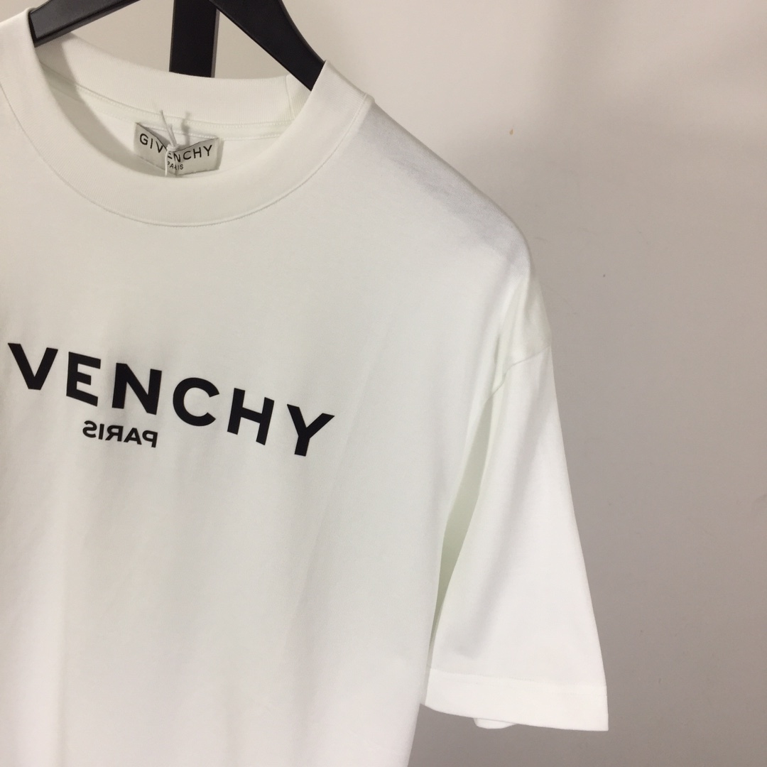 Givenchy Cotton T-shirt - DopestKickz