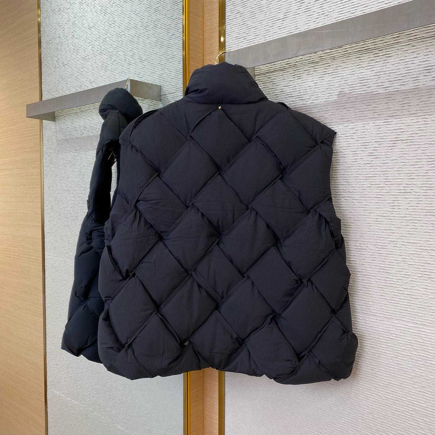 Bottega Veneta Puffer Vest - DopestKickz