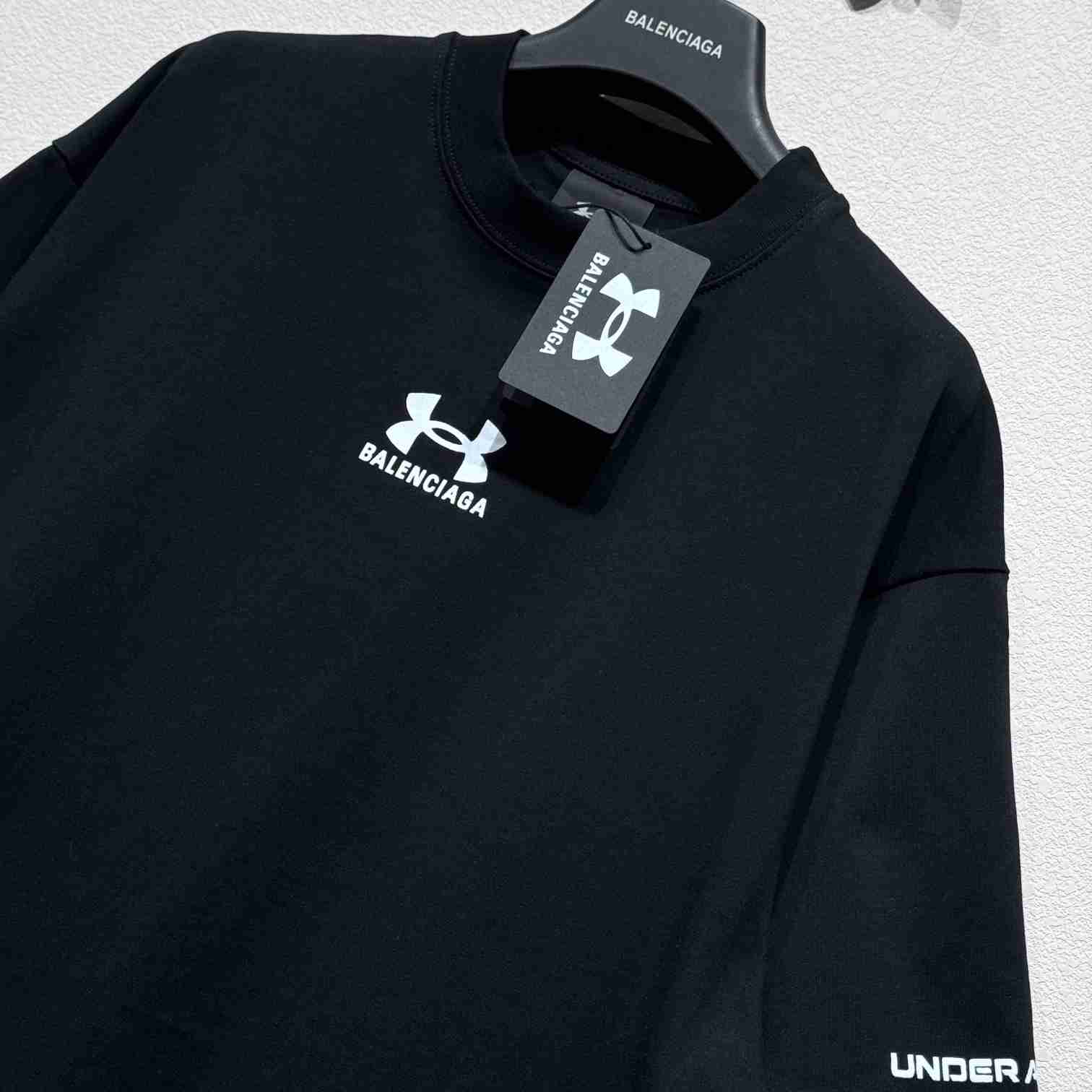 Balenciaga Under Armour® T-Shirt Oversized In Black - DopestKickz