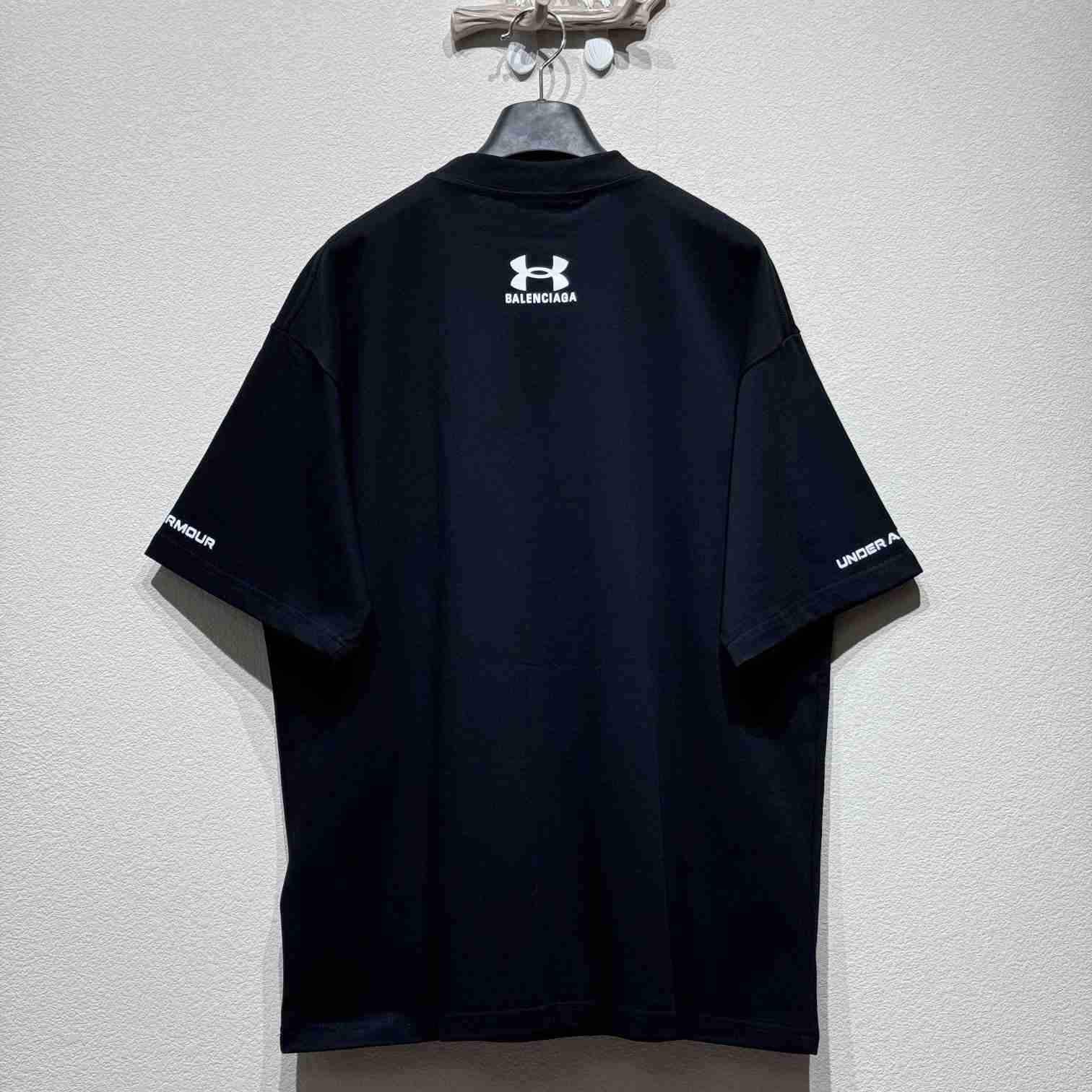 Balenciaga Under Armour® T-Shirt Oversized In Black - DopestKickz