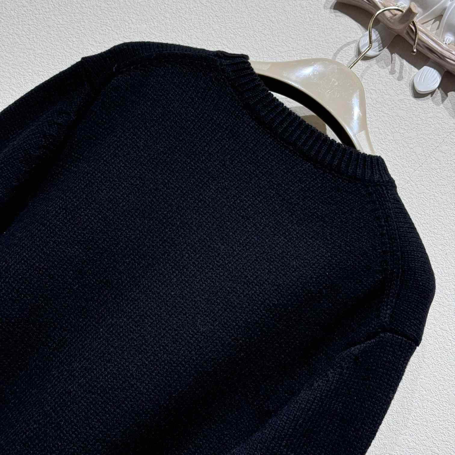 Burberry EKD Wool Cashmere Sweater - DopestKickz