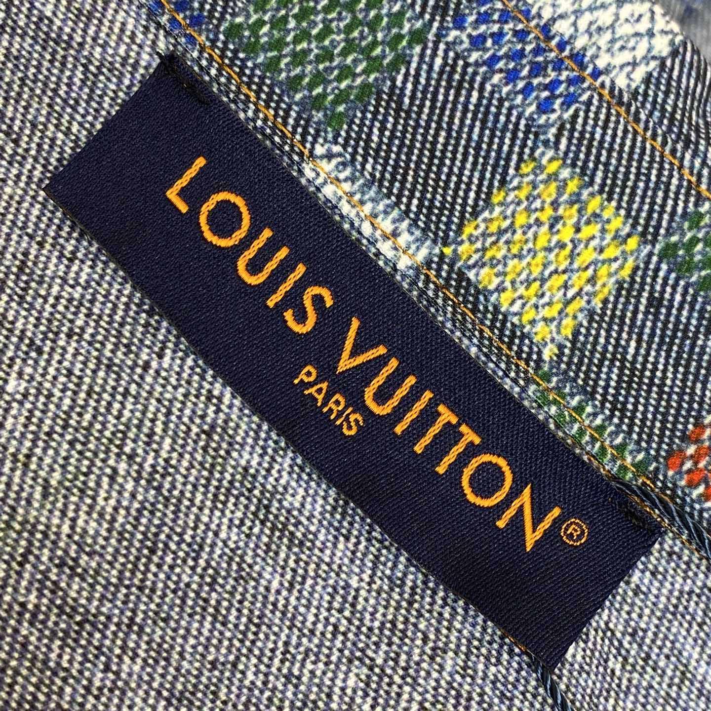 Louis Vuitton Damier Chambray Short-Sleeved Shirt  1AHCII - DopestKickz