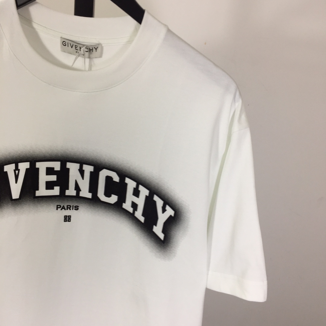 Givenchy Cotton T-shirt - DopestKickz