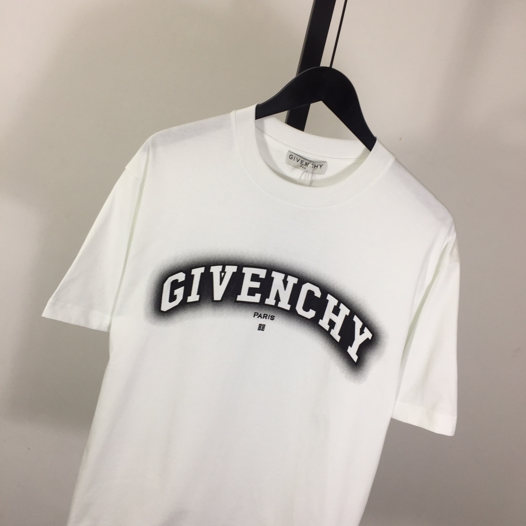 Givenchy Cotton T-shirt - DopestKickz