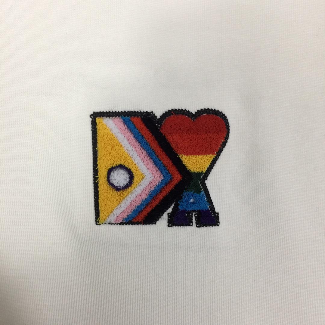Amiri Logo T-Shirt - DopestKickz