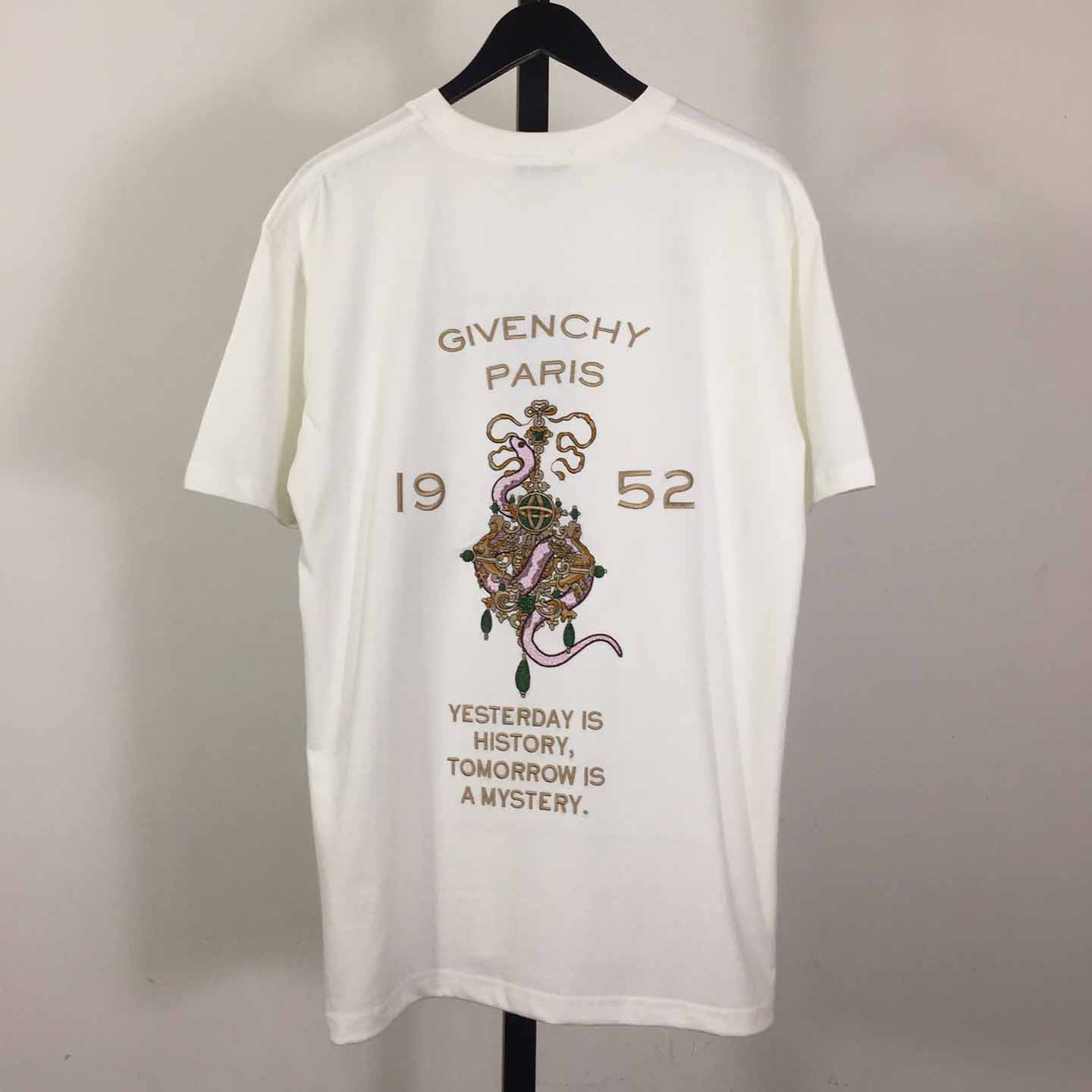 Givenchy T-shirt In Cotton With Chandelier Snake Embroideries - DopestKickz