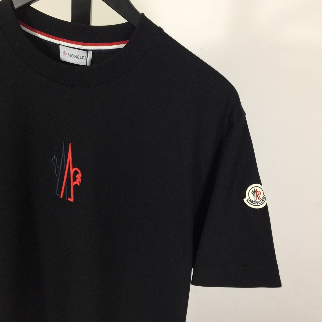 Moncler Logo Cotton T-shirt - DopestKickz