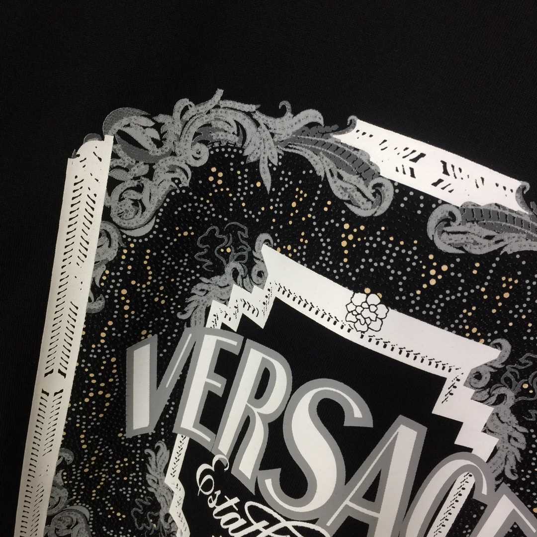 Versace Cotton T-shirt - DopestKickz