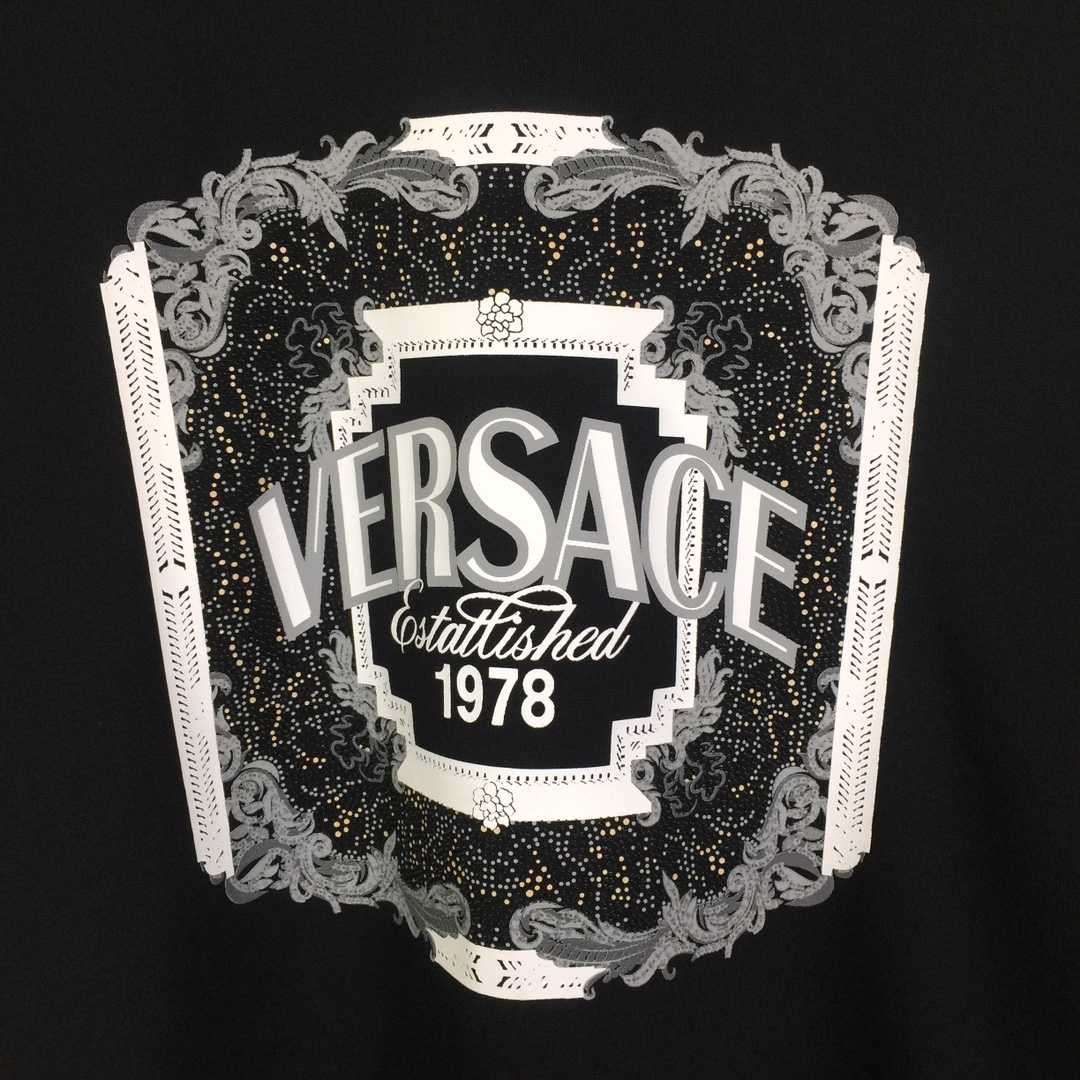 Versace Cotton T-shirt - DopestKickz