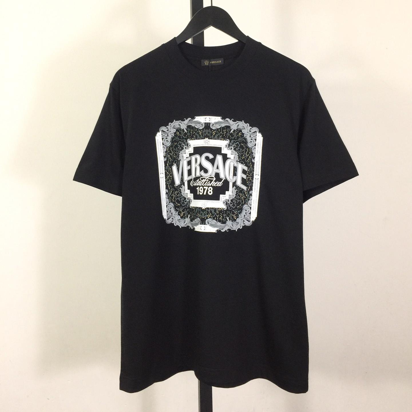 Versace Cotton T-shirt - DopestKickz