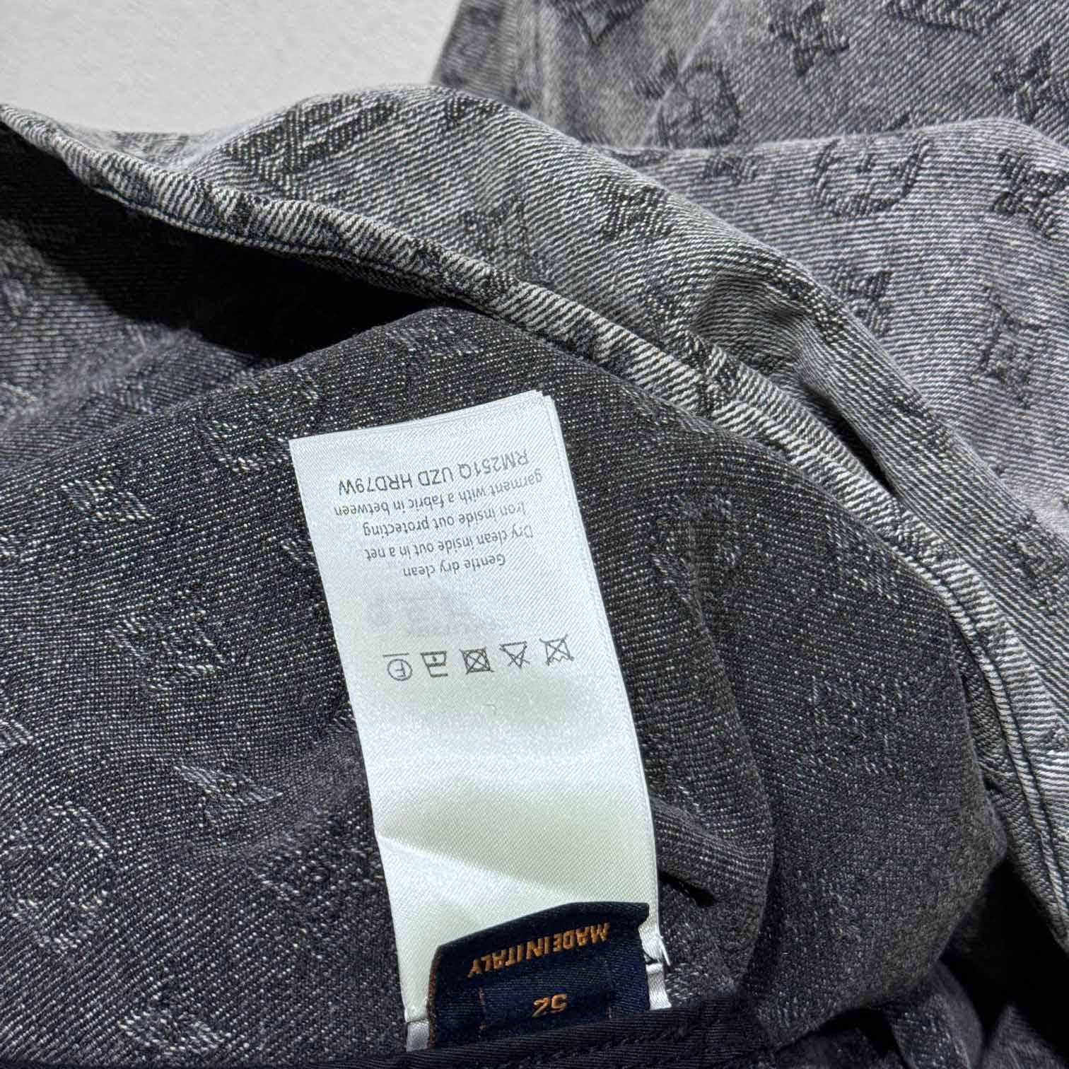 Louis Vuitton Monogram Short-Sleeved Shirt    - DopestKickz
