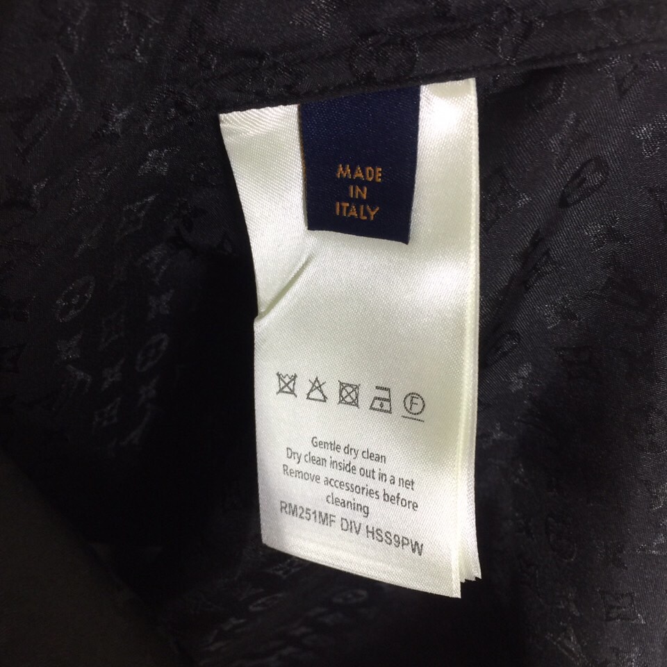 Louis Vuitton Monogram Long-Sleeved Silk Shirt   1AFWGJ - DopestKickz
