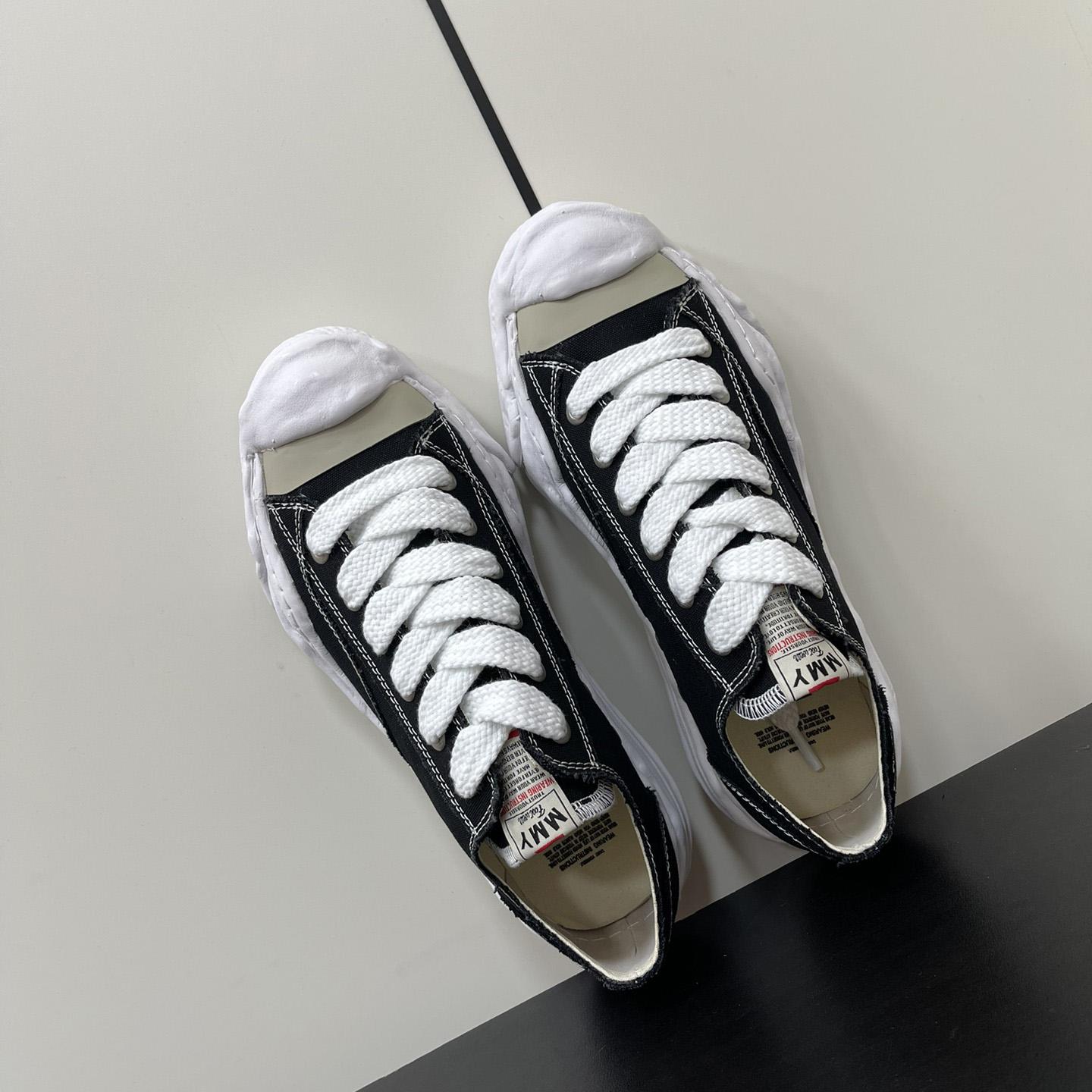 Maison Mihara Yasuhiro Low-Top Sneakers - DopestKickz