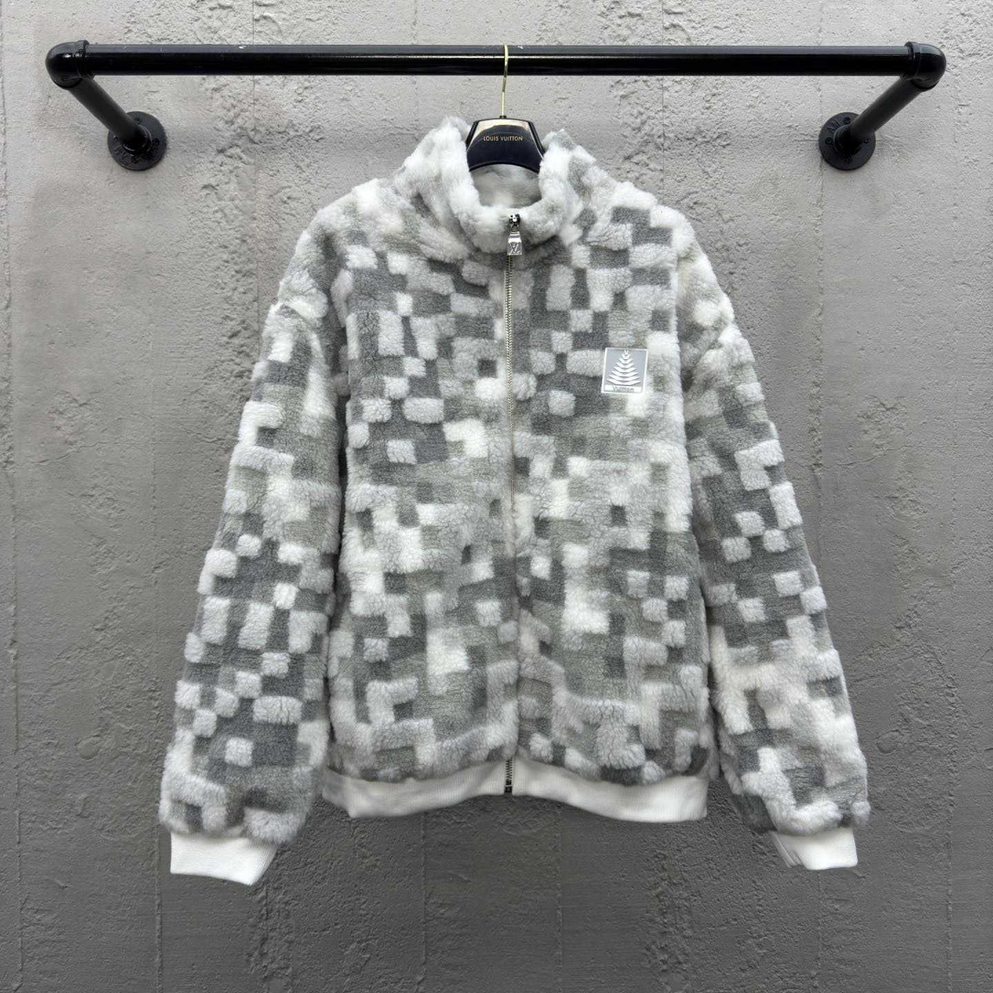 Louis Vuitton Fleece Blouson   1AGK16 - DopestKickz