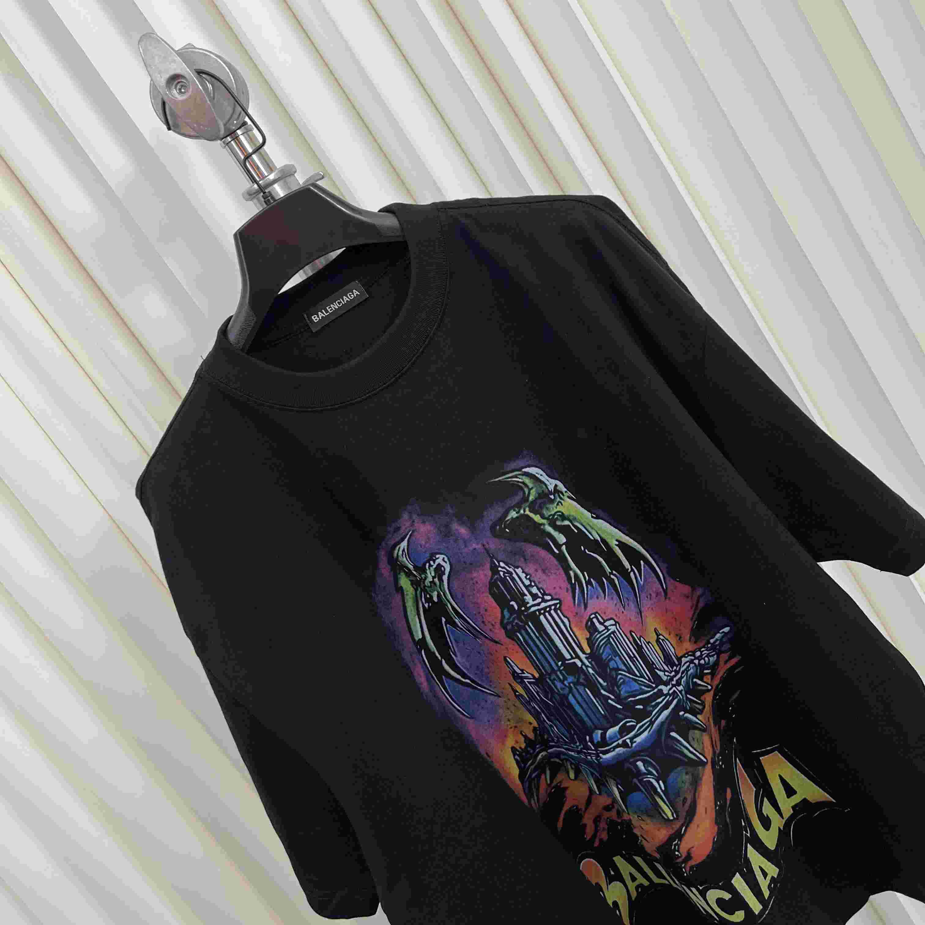 Balenciaga T-Shirt  - DopestKickz
