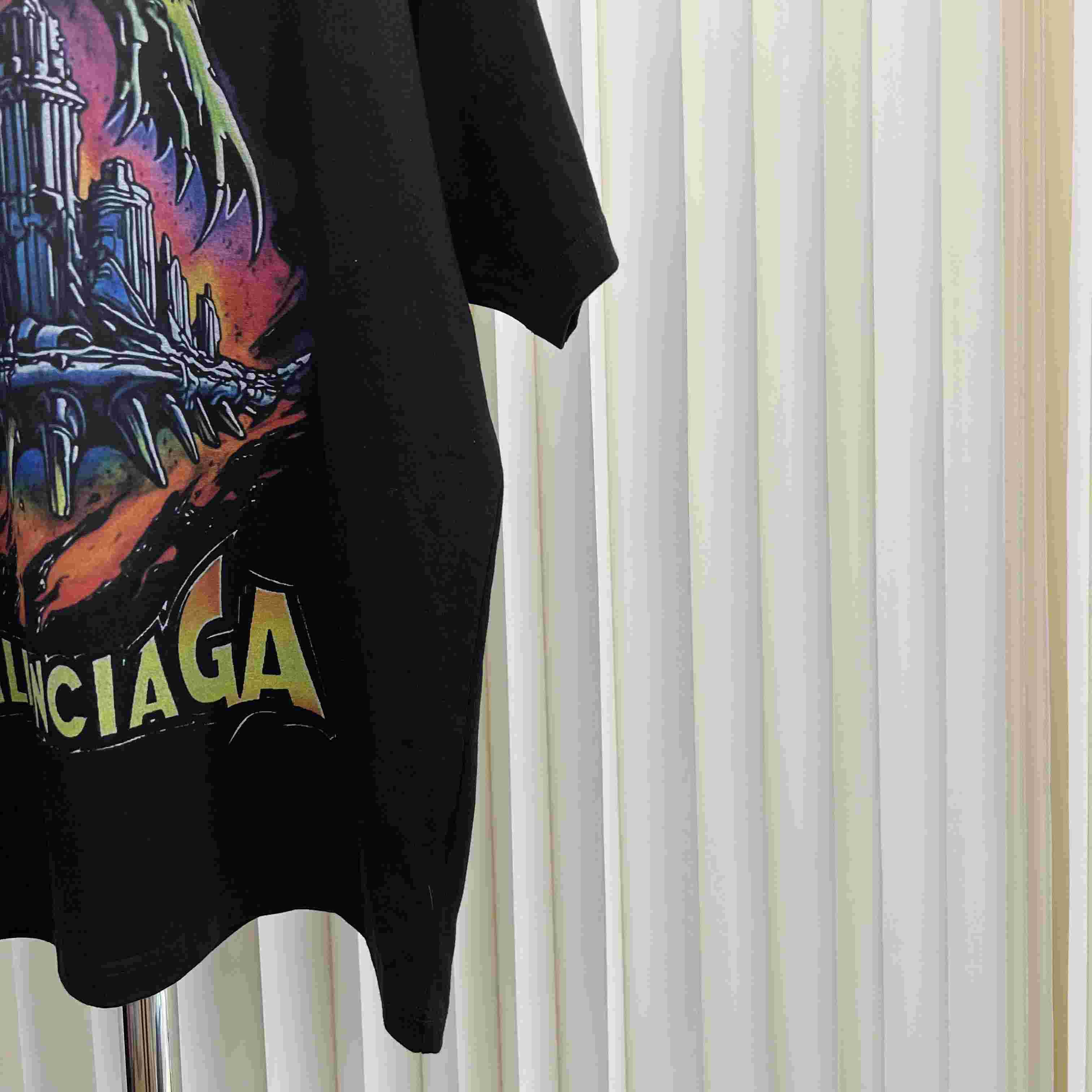 Balenciaga T-Shirt  - DopestKickz