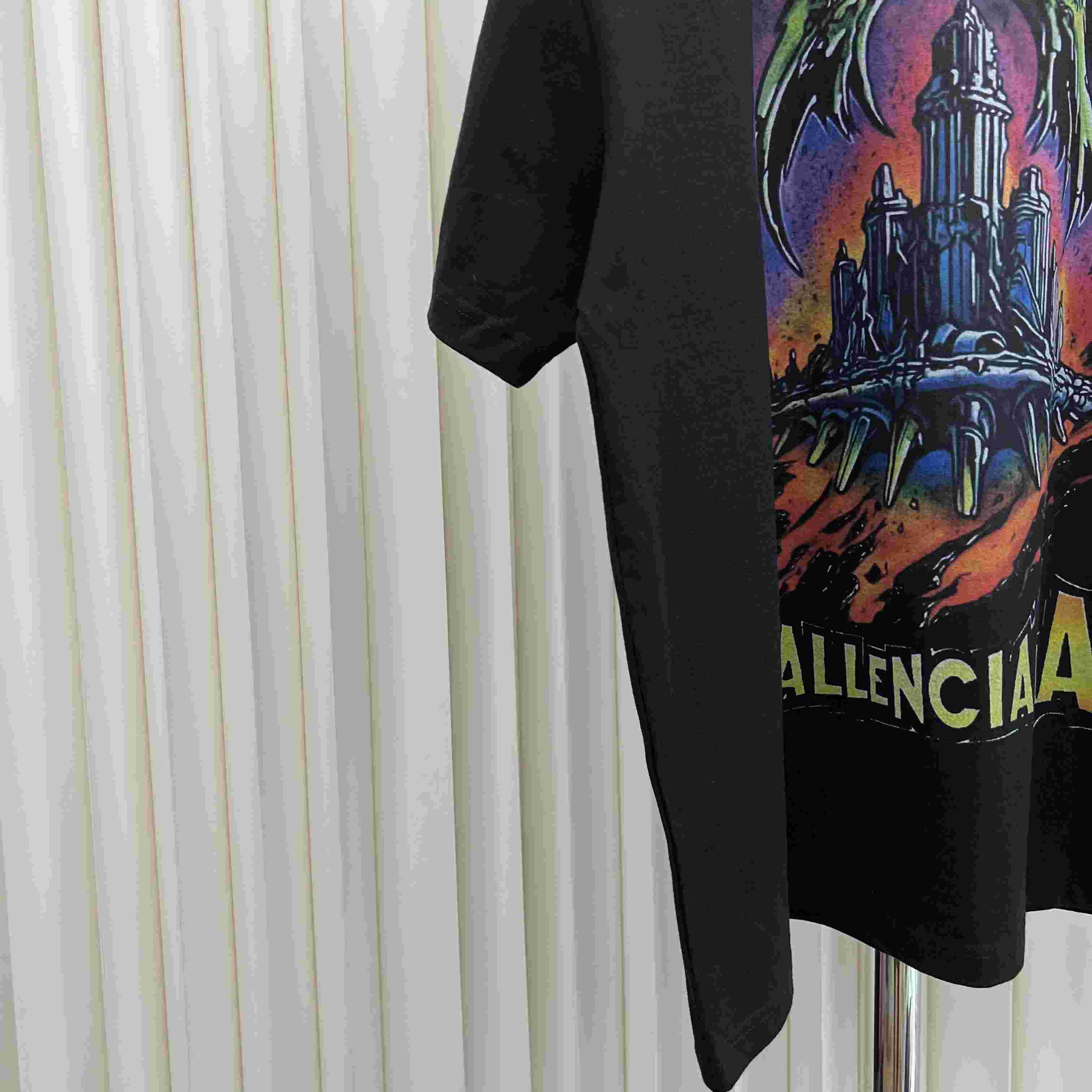 Balenciaga T-Shirt  - DopestKickz