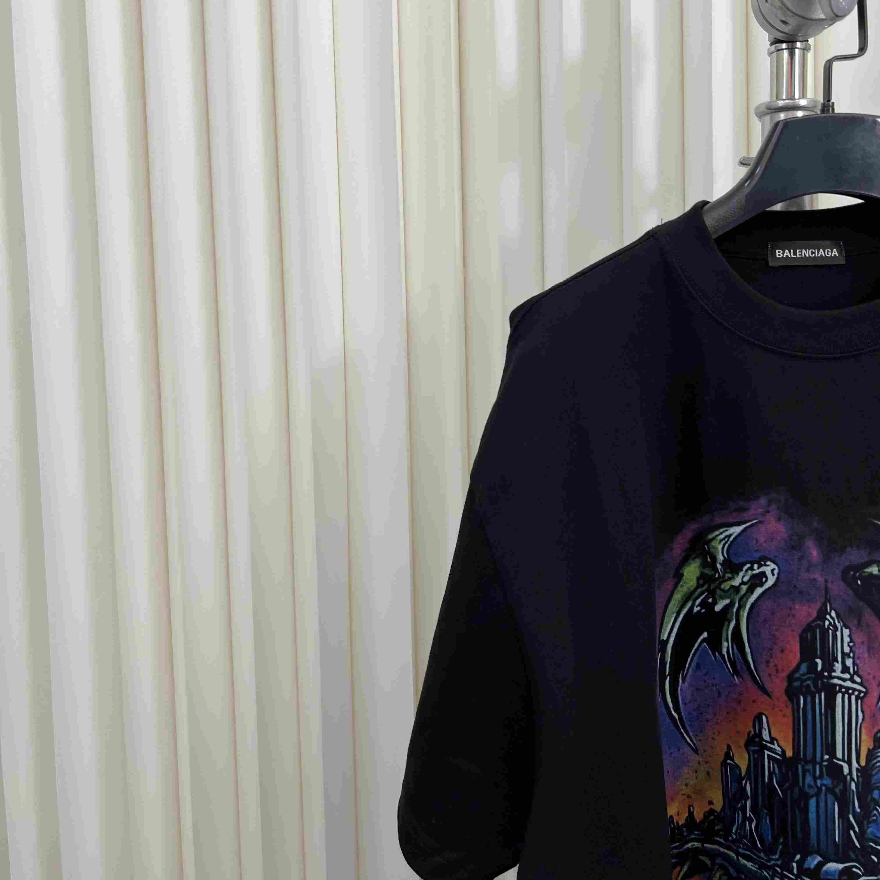 Balenciaga T-Shirt  - DopestKickz