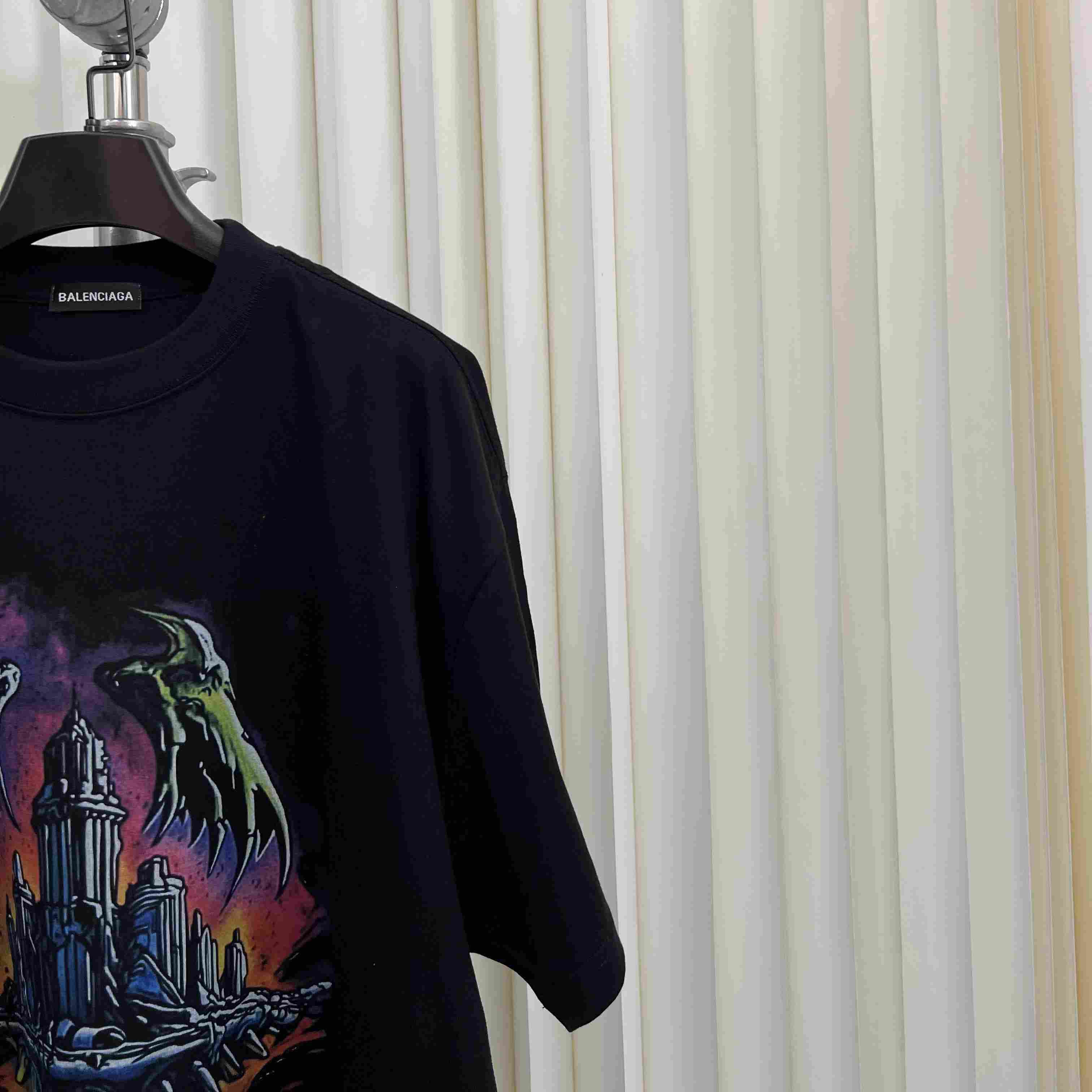 Balenciaga T-Shirt  - DopestKickz