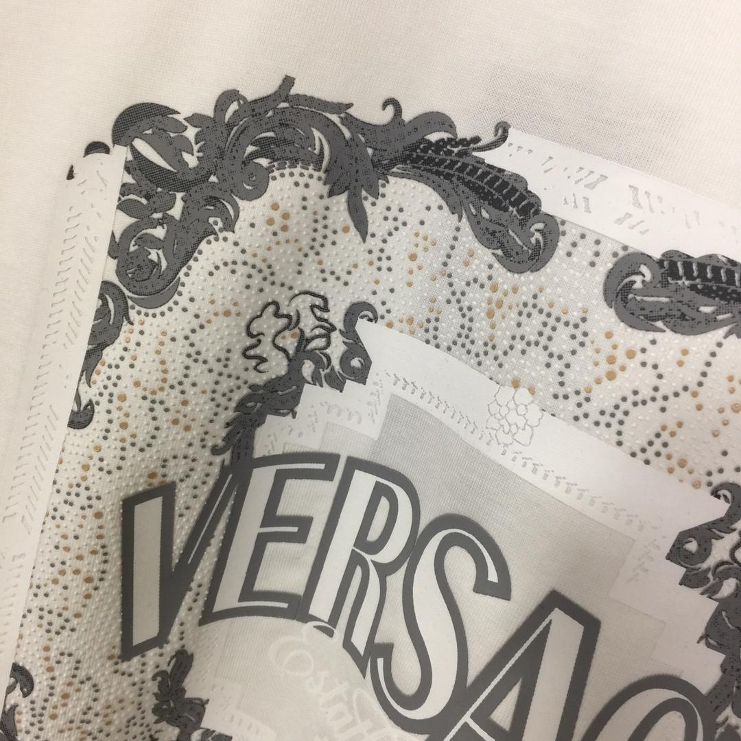 Versace Cotton T-shirt - DopestKickz