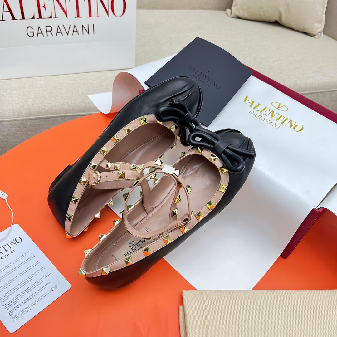 Valenti Rockstud Ballerinas - DopestKickz