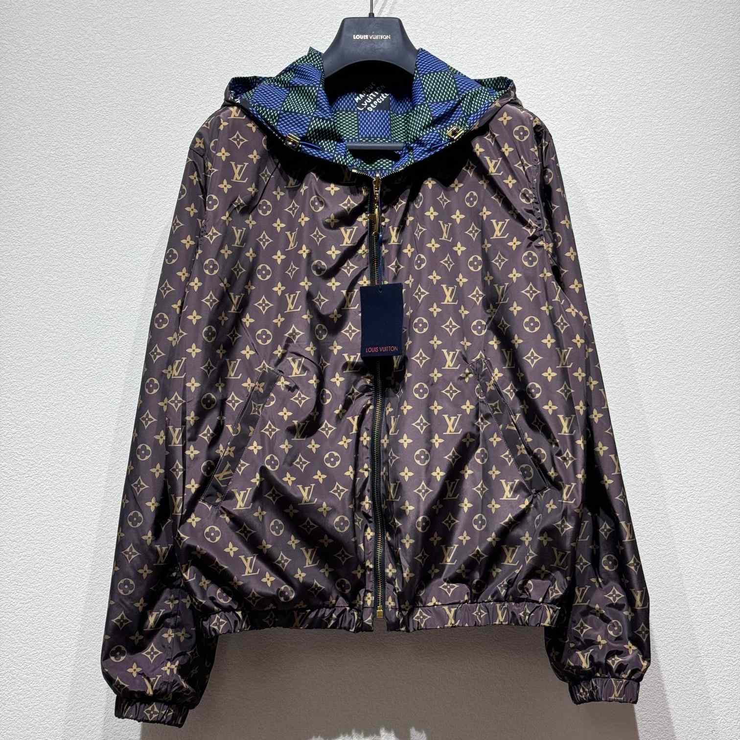 Louis Vuitton Damier Reversible Windbreaker    1AHBIW - DopestKickz
