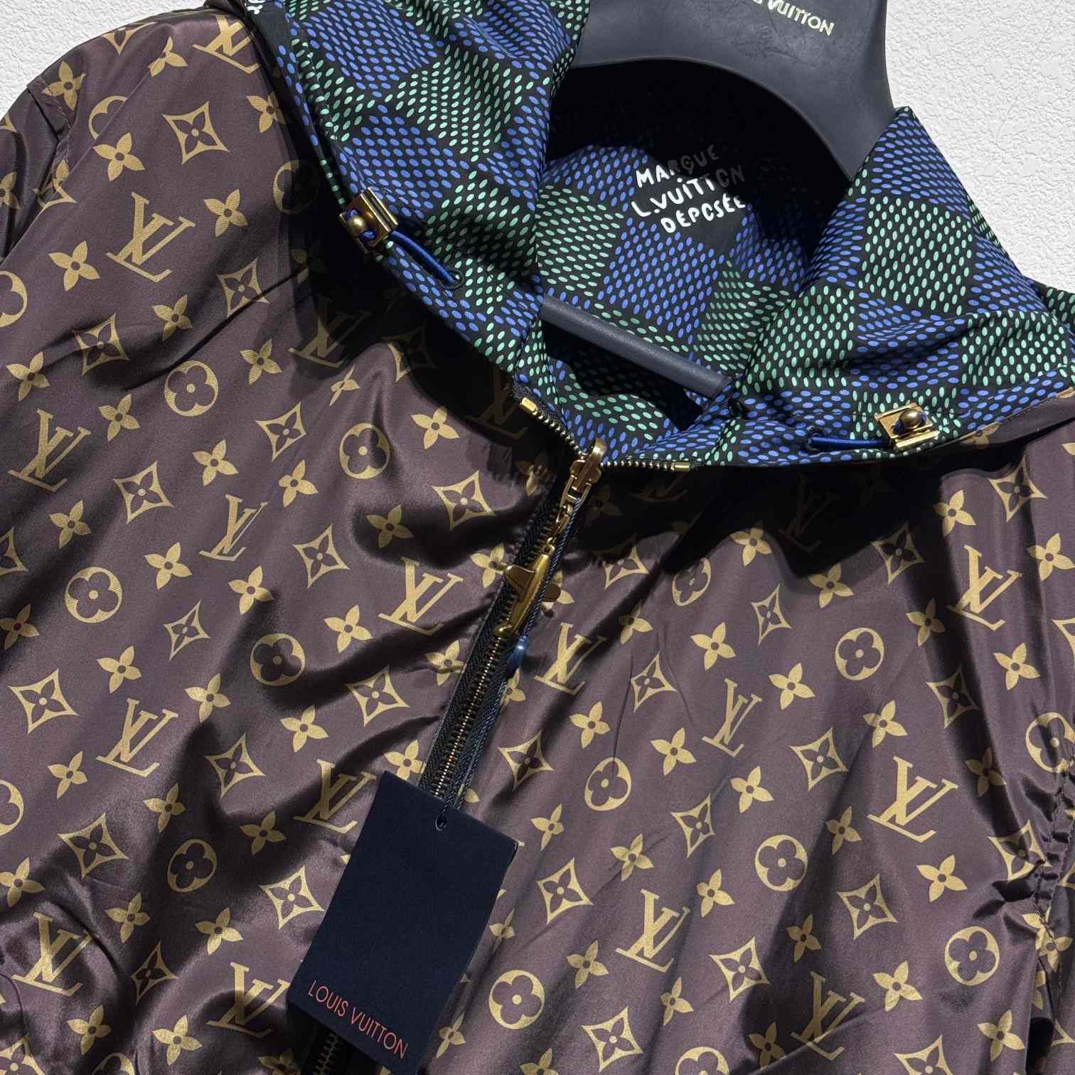 Louis Vuitton Damier Reversible Windbreaker    1AHBIW - DopestKickz