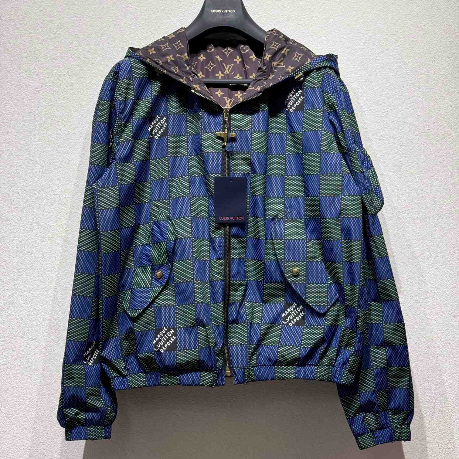 Louis Vuitton Damier Reversible Windbreaker    1AHBIW - DopestKickz