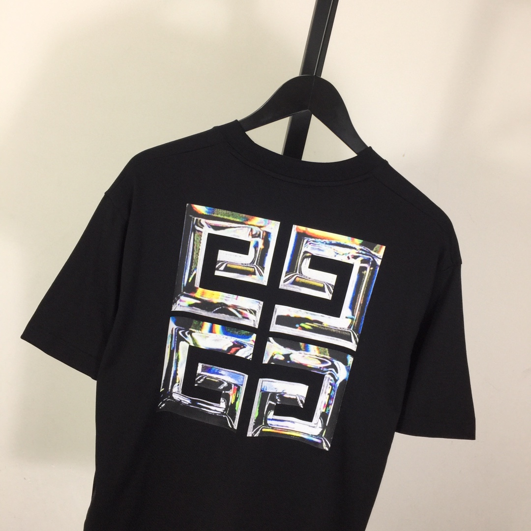 Givenchy Short-sleeved T-shirt In Cotton - DopestKickz