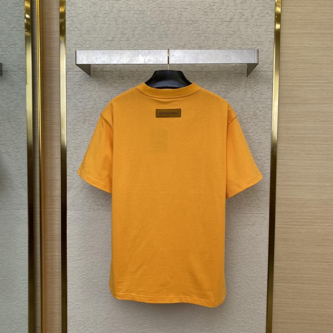 Louis Vuitton Embossed LV T-Shirt  1AGIIO - DopestKickz