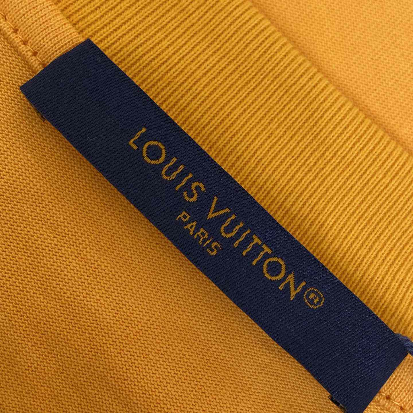 Louis Vuitton Embossed LV T-Shirt  1AGIIO - DopestKickz