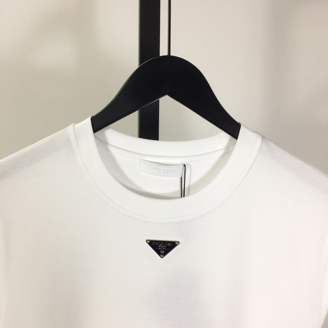 Prada Logo T-Shirt - DopestKickz