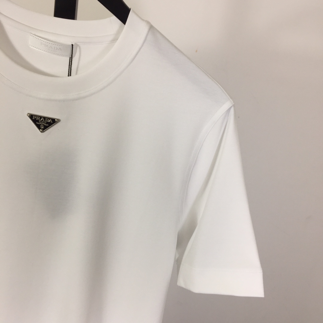 Prada Logo T-Shirt - DopestKickz