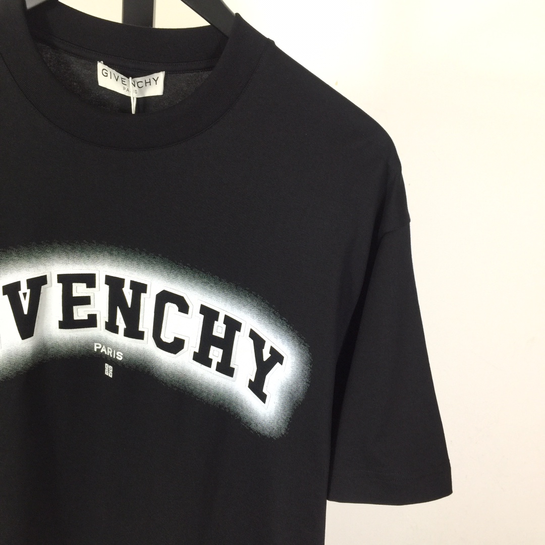Givenchy Cotton T-shirt - DopestKickz