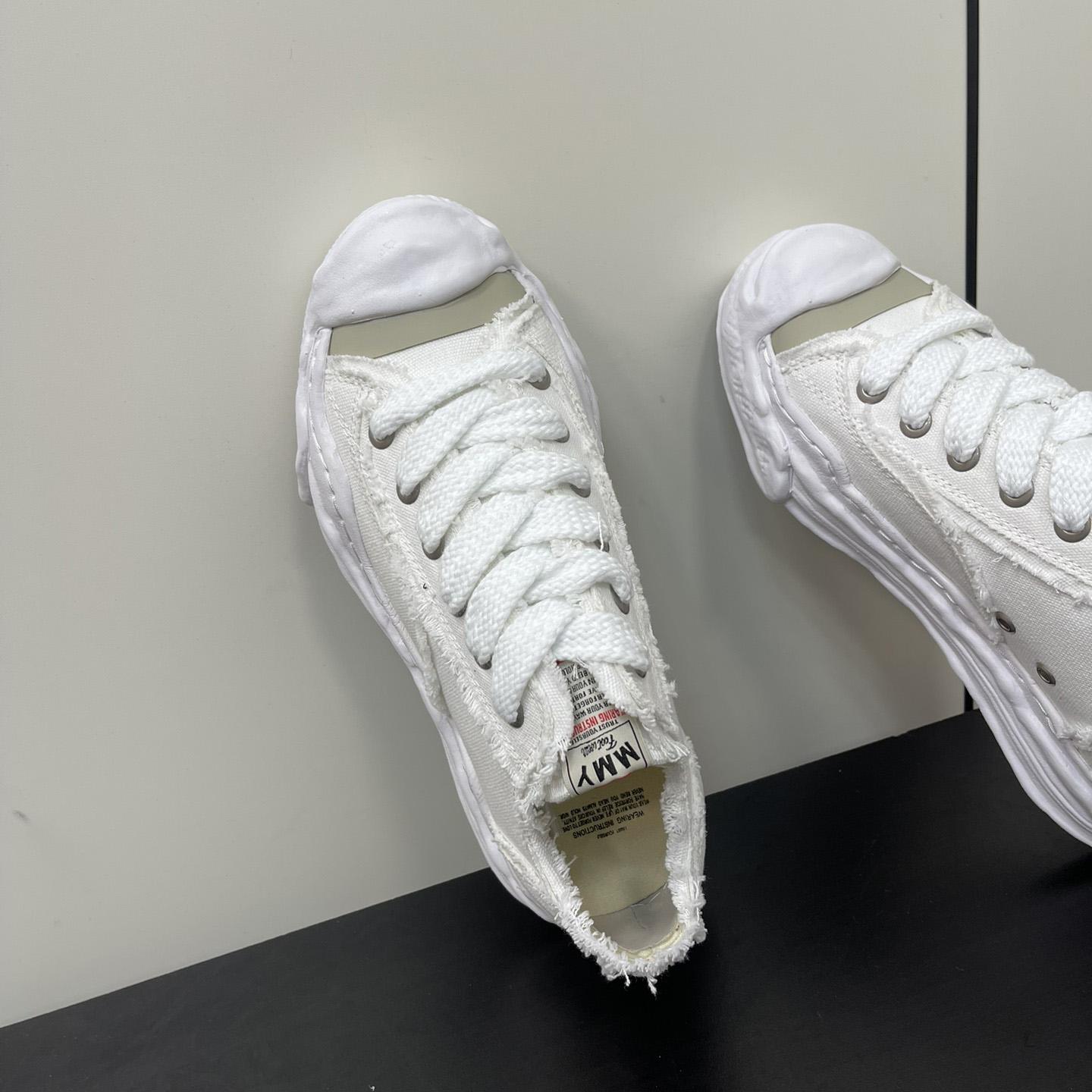 Maison Mihara Yasuhiro Low-Top Sneakers - DopestKickz