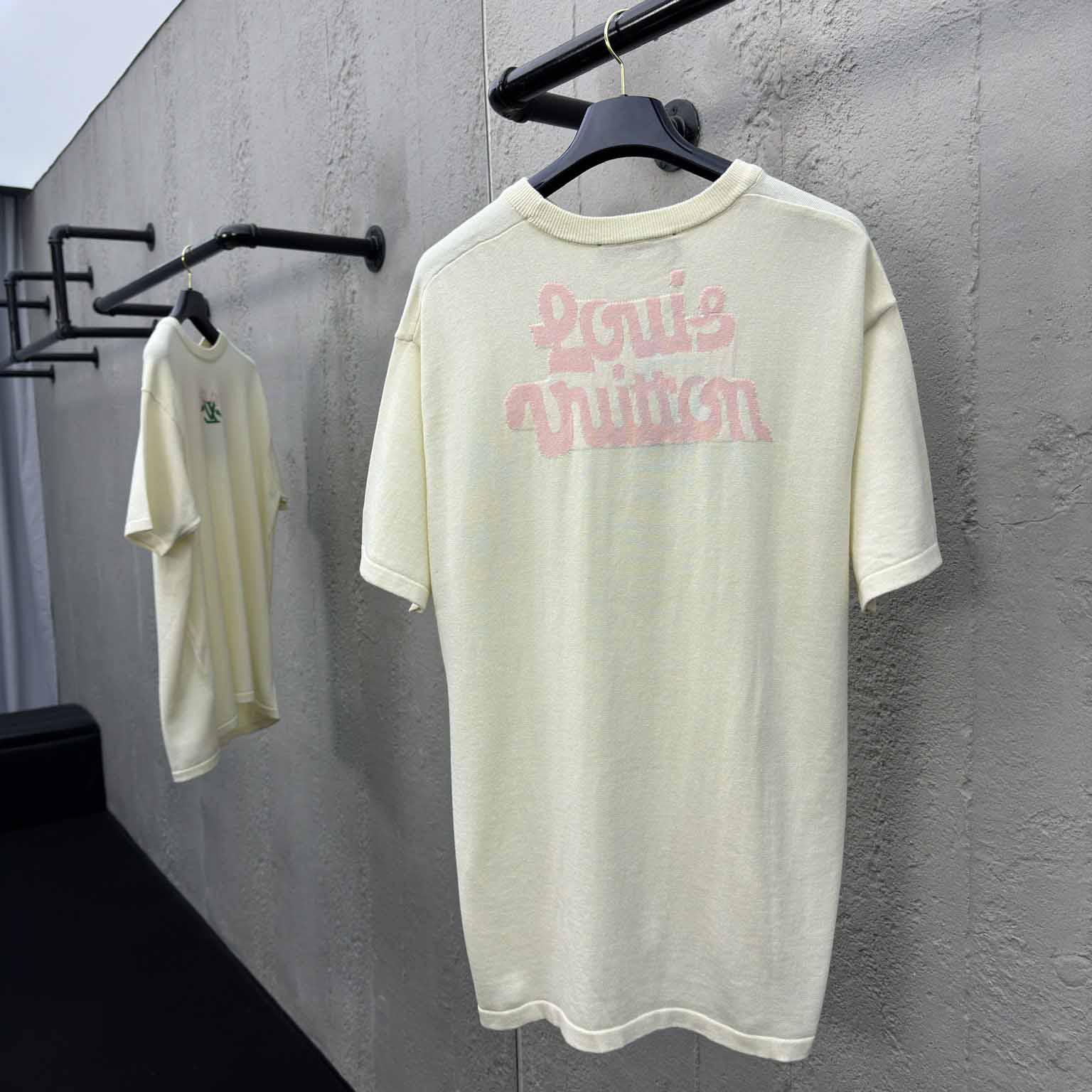 Louis Vuitton Short-Sleeved Cotton Knitted Crewneck   1AFRDI - DopestKickz