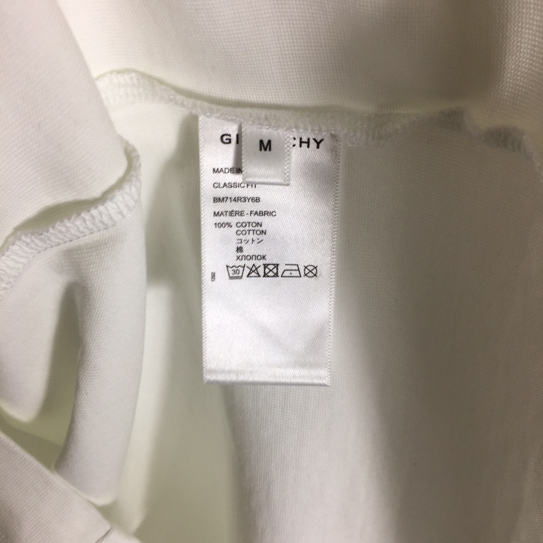 Givenchy Short-sleeved T-shirt In Cotton - DopestKickz