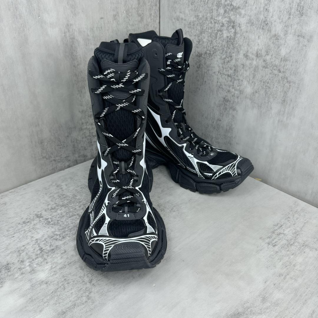 Balenciaga 5XL Sneaker  - DopestKickz