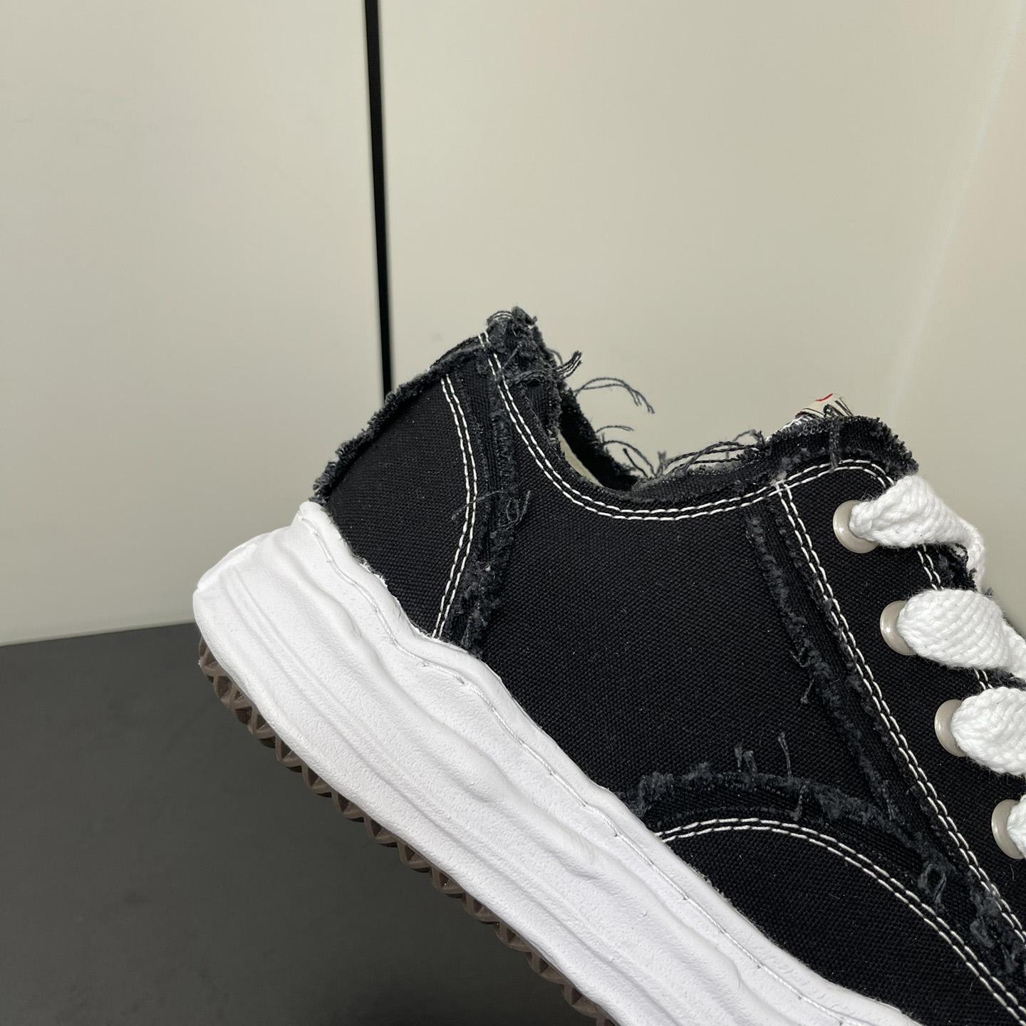 Maison Mihara Yasuhiro Low-Top Sneakers - DopestKickz