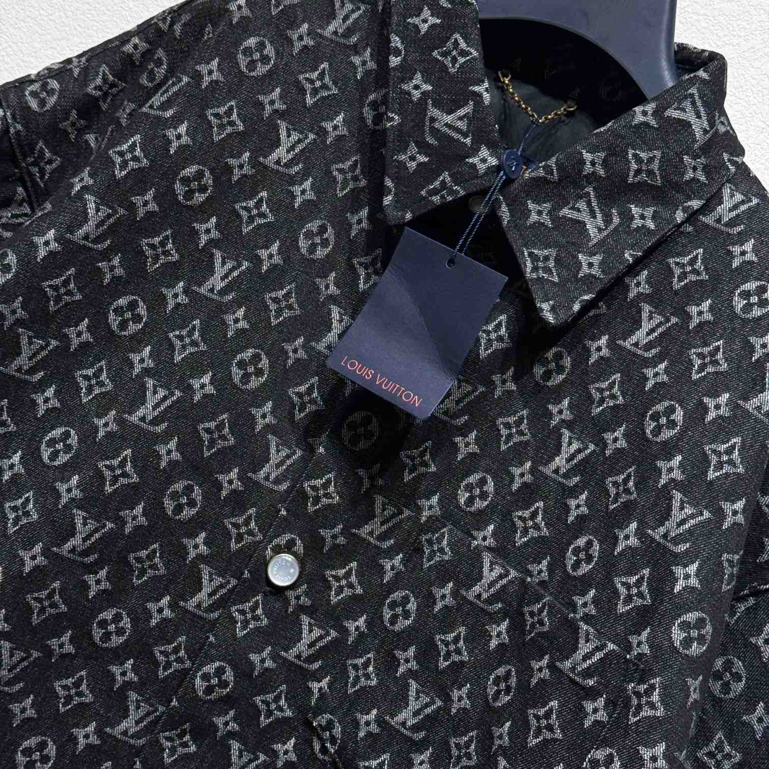 Louis Vuitton Monogram Short-Sleeved Chambray Shirt    - DopestKickz