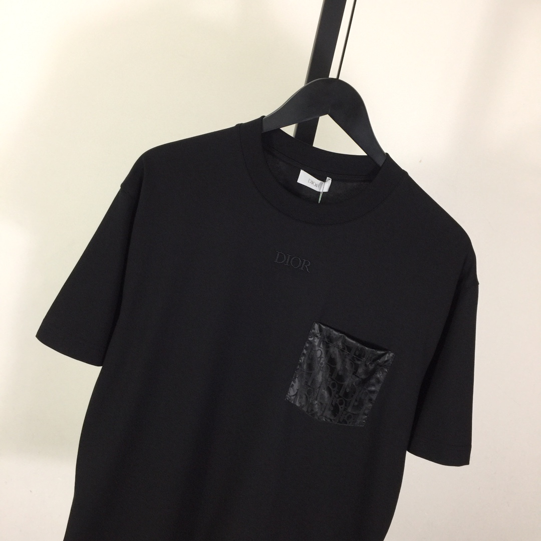 Dior Oblique Pocket T-Shirt - DopestKickz
