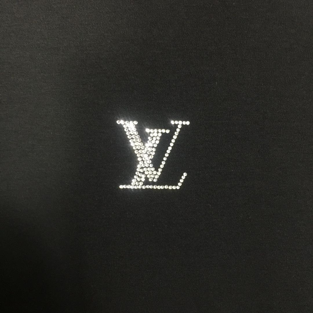 Louis Vuitton Cotton T-Shirt With Crystal - DopestKickz