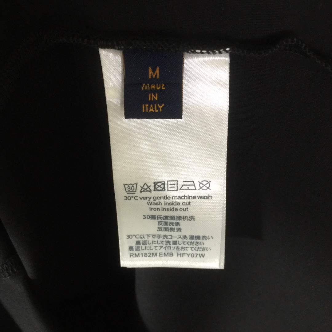 Louis Vuitton Cotton T-Shirt With Crystal - DopestKickz