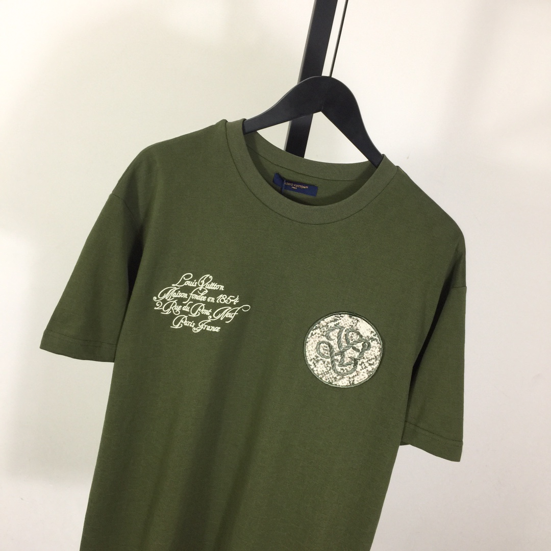 Louis Vuitton Damier Pique T-Shirt  1AGKLJ - DopestKickz